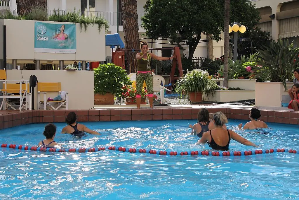 Coccodrillo Hotel & Apartments Varazze