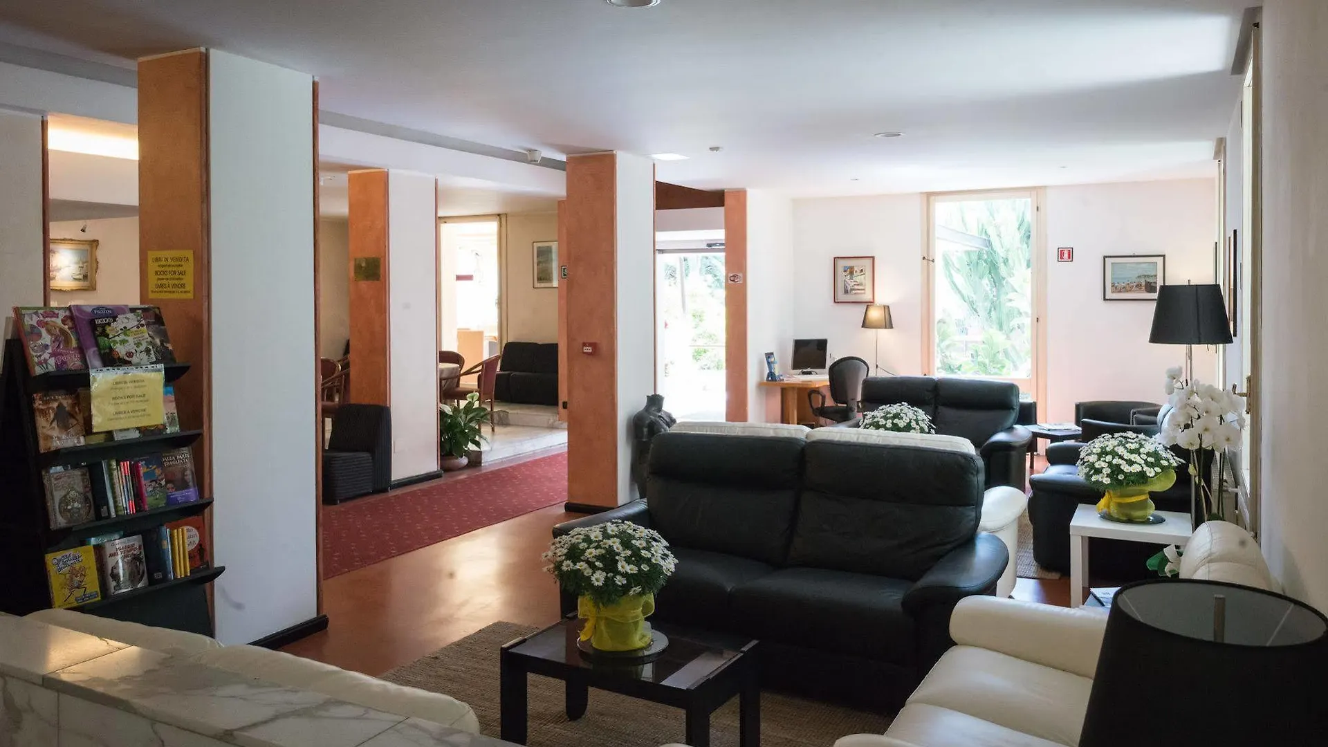 Coccodrillo Hotel & Apartments Varazze İtalya