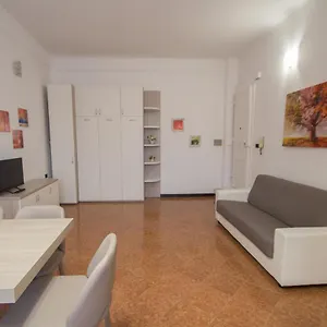 Appartamento Monolocale Nelle Mura Antiche A 80 Mt Dal Mare