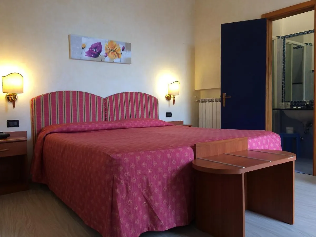 Hotel Coccodrillo Varazze