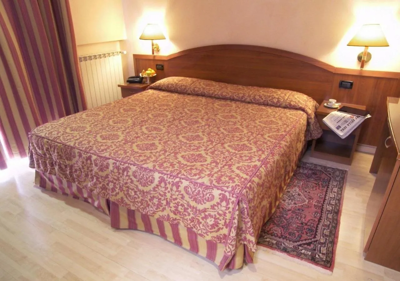Hotel Coccodrillo Varazze Italia