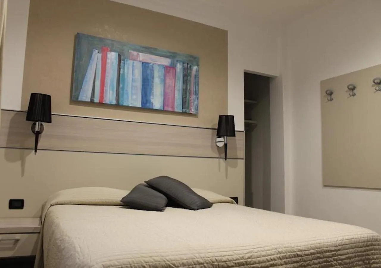 Hotel Coccodrillo Varazze