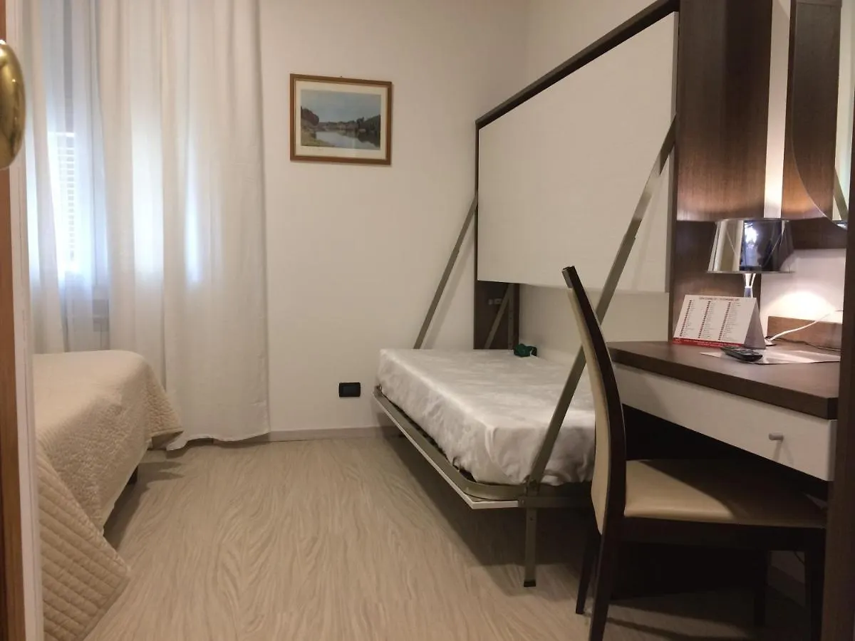 Hotel Coccodrillo Varazze