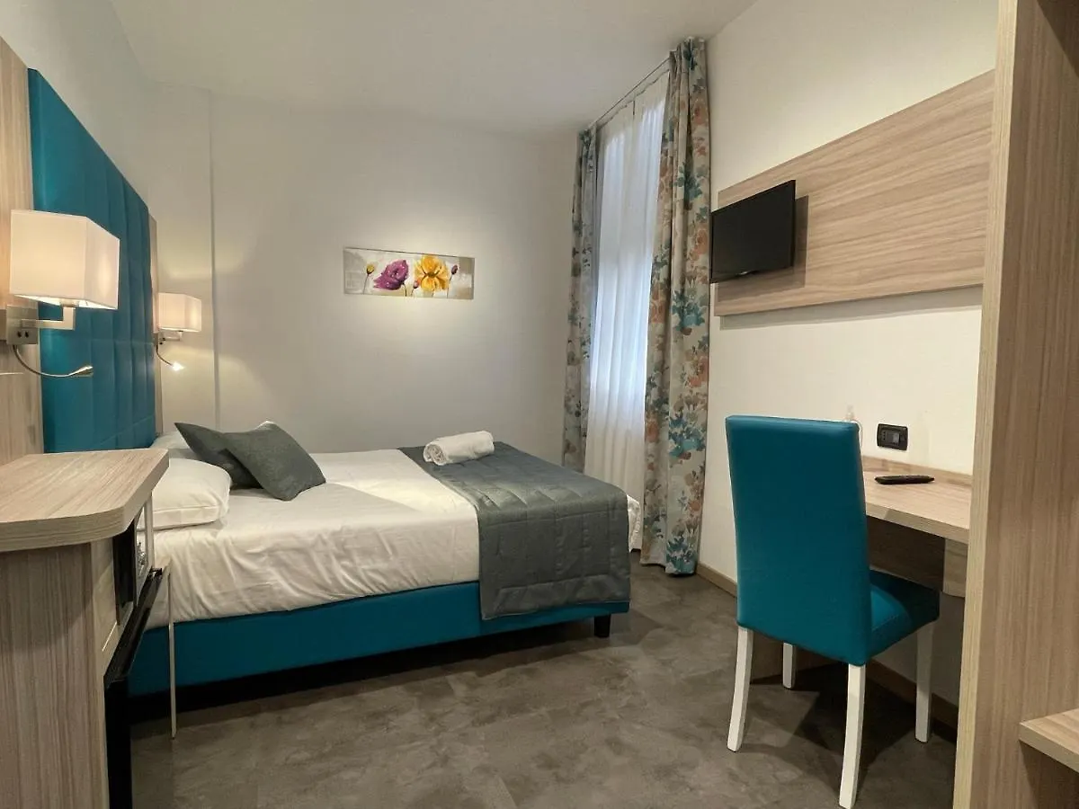 Hotel Coccodrillo Varazze